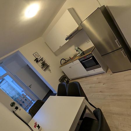 Moderne Wohnung Im Erdgeschoss Mit Terrasse I Ruhige Umgebung ブレーマーハーフェン エクステリア 写真