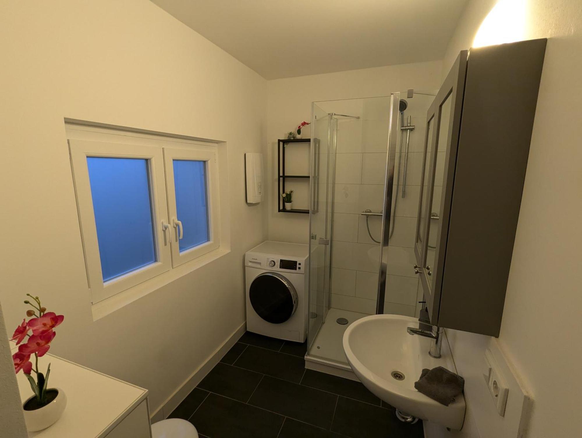 Moderne Wohnung Im Erdgeschoss Mit Terrasse I Ruhige Umgebung ブレーマーハーフェン エクステリア 写真