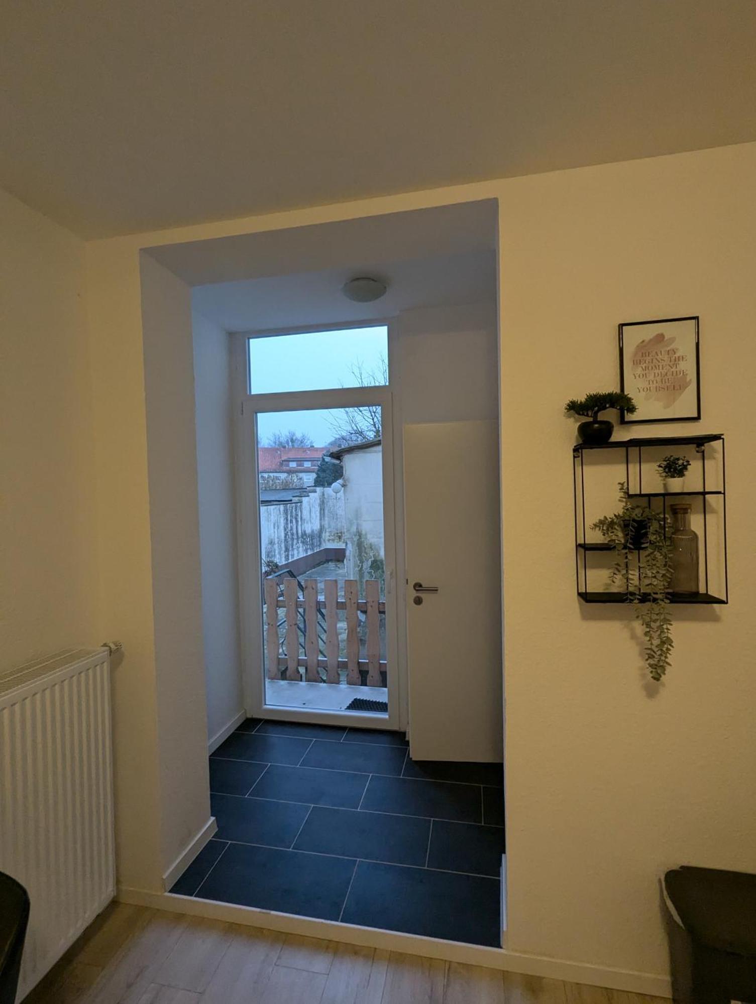 Moderne Wohnung Im Erdgeschoss Mit Terrasse I Ruhige Umgebung ブレーマーハーフェン エクステリア 写真
