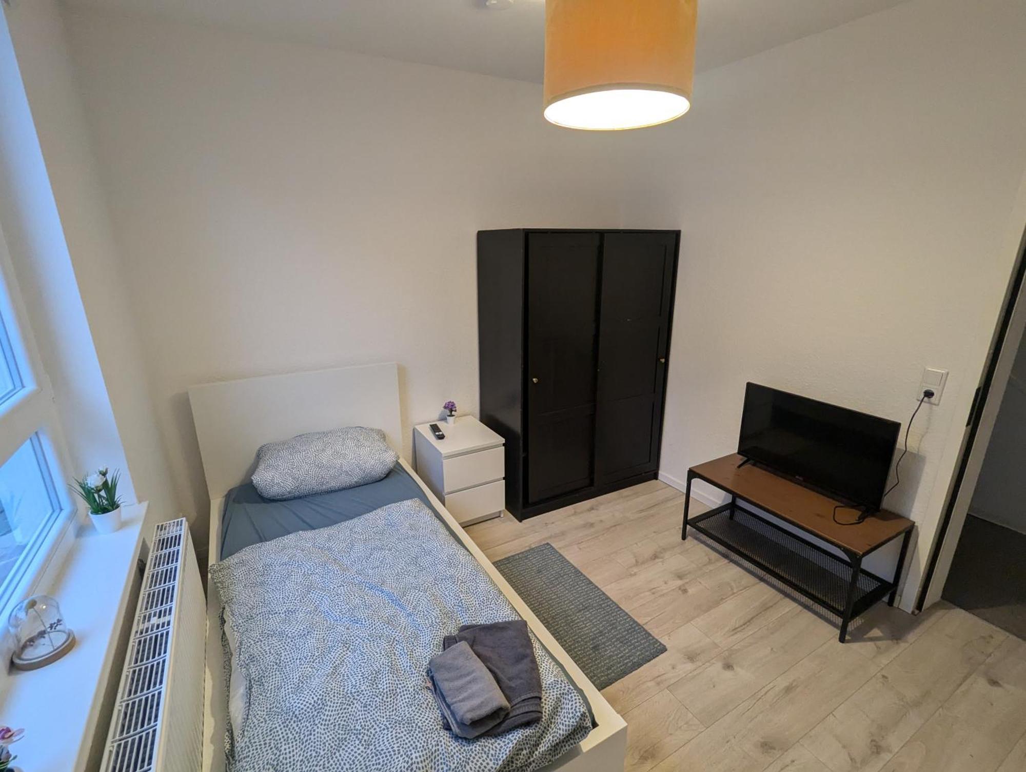 Moderne Wohnung Im Erdgeschoss Mit Terrasse I Ruhige Umgebung ブレーマーハーフェン エクステリア 写真